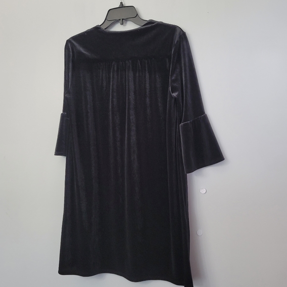 Jude Connally Kerry Stretch Velvet Split Round Neck 3/4 Bell Sleeve Shift Dress - Picture 6 of 12